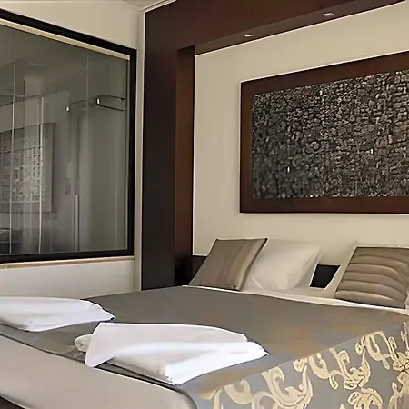 Turiya & Hotel